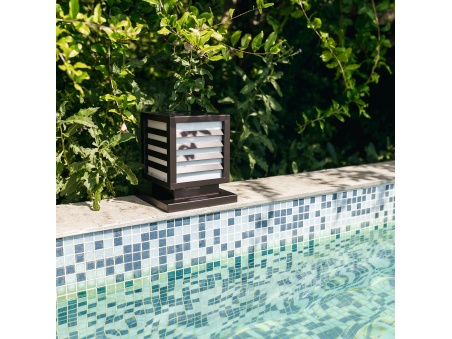 Solar QUB: Kostková lampa - Objevte Nové Podlahové Reflektory