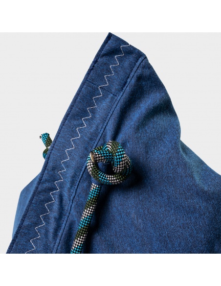 Randa: Jedinečný sedací pytel s radiálním designem pro venkovní i vnitřní použití.