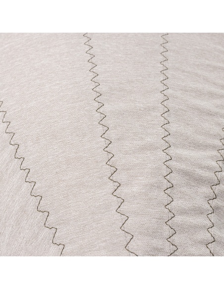 Randa: Jedinečný sedací pytel s radiálním designem pro venkovní i vnitřní použití.