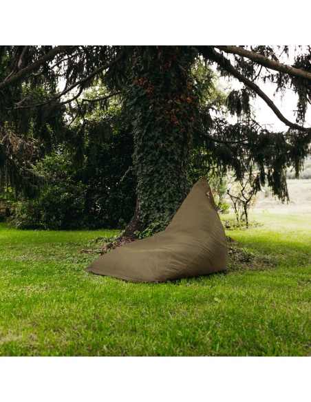 Randa: Jedinečný sedací pytel s radiálním designem pro venkovní i vnitřní použití.