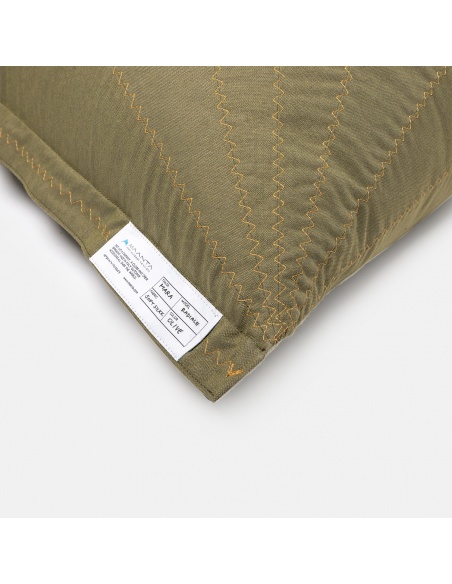 Randa: Jedinečný sedací pytel s radiálním designem pro venkovní i vnitřní použití.