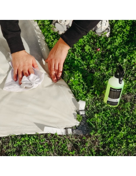 FabriClean: čistič pro markýzy a stínící plachty Maanta