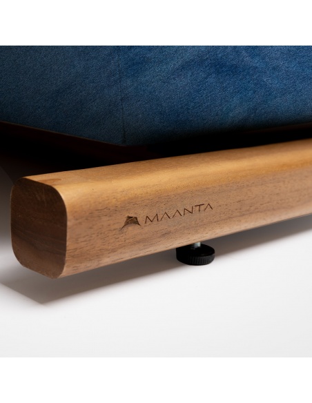 Tuga: Teakové lehátko Unikátní námořní design