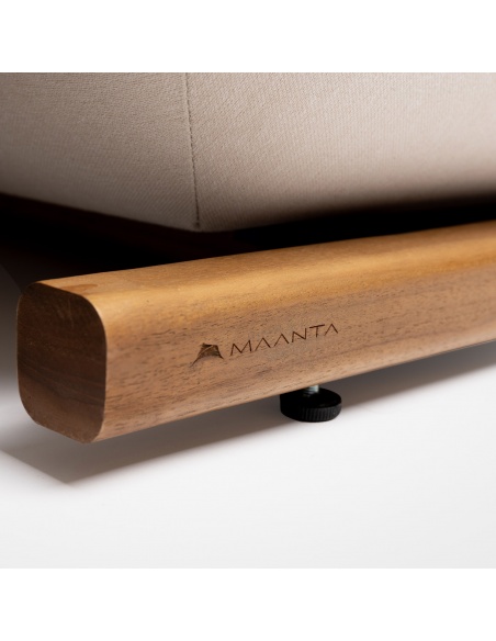 Tuga: Teakové lehátko Unikátní námořní design