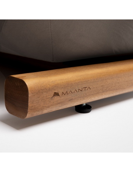 Tuga: Teakové lehátko Unikátní námořní design