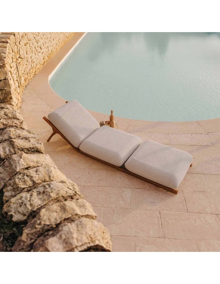 Tuga: Teakové lehátko Unikátní námořní design