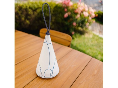 Lampa Cala: námořní design, nastavitelné světlo, 143 hodin výdrže baterie