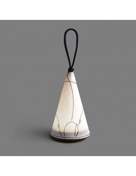 Lampa Cala: námořní design, nastavitelné světlo, 143 hodin výdrže baterie