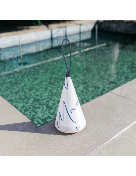 Lampa Cala: námořní design, nastavitelné světlo, 143 hodin výdrže baterie