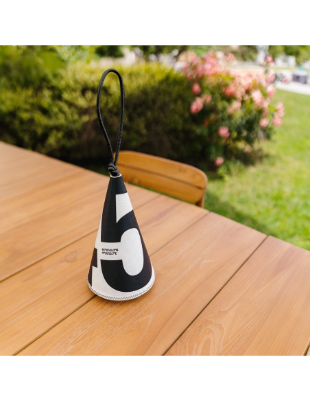 Lampa Cala: námořní design, nastavitelné světlo, 143 hodin výdrže baterie