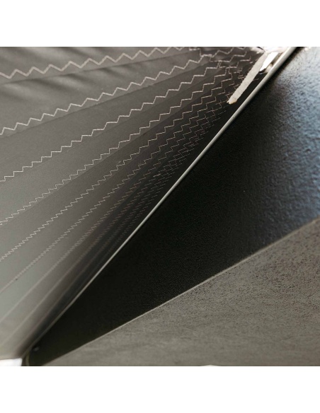 Solaria Lean Stock – Renovovaná plachta s nástěnným profilem