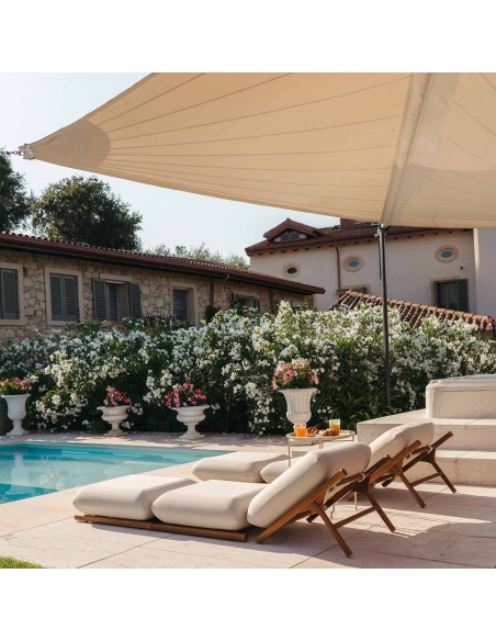 Tuga: Teakové lehátko Unikátní námořní design