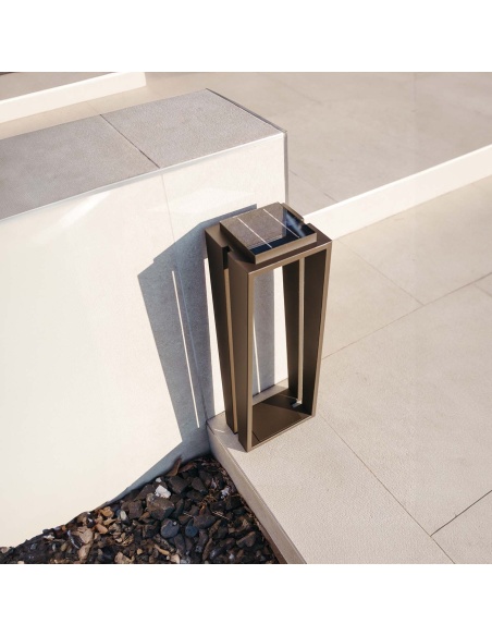 Solar ISOSS: Designová Lampa - Objevte Nové Podlahové Reflektory