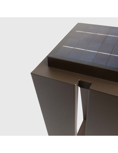 Solar ISOSS: Designová Lampa - Objevte Nové Podlahové Reflektory