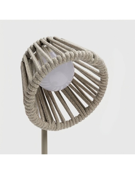 Mini Ropelle: Nabíjecí stolní lampa z lana Olefin