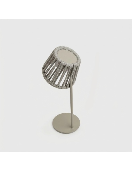 Mini Ropelle: Nabíjecí stolní lampa z lana Olefin