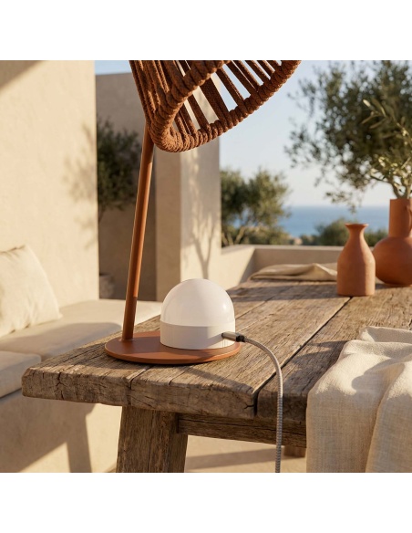 Mini Ropelle: Nabíjecí stolní lampa z lana Olefin