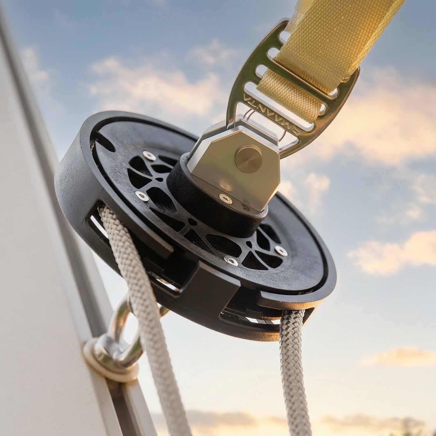 EZ Furl – Univerzální Rolovací Systém pro Stínící Plachty 2