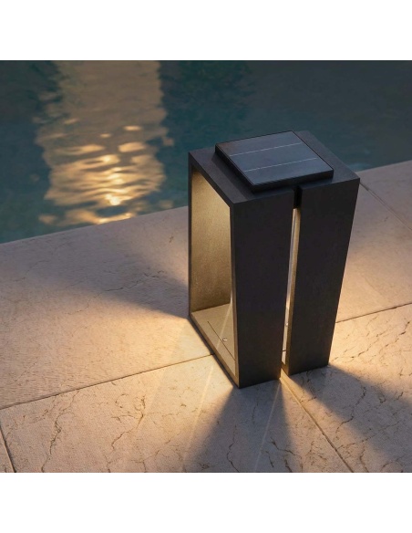 Solar ISOSS: Designová Lampa - Objevte Nové Podlahové Reflektory
