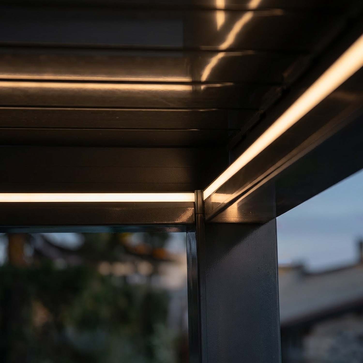 Dvě světla v jednom, v ceně